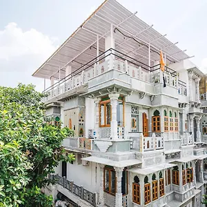  Guest house Lassi India
